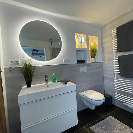 Gleis 12 , Kontaktloser 24-7-Check In, Barrierefrei ,Smart Tv, W-Lan, Parkplatz Kostenlos Bueckeburg Exterior photo