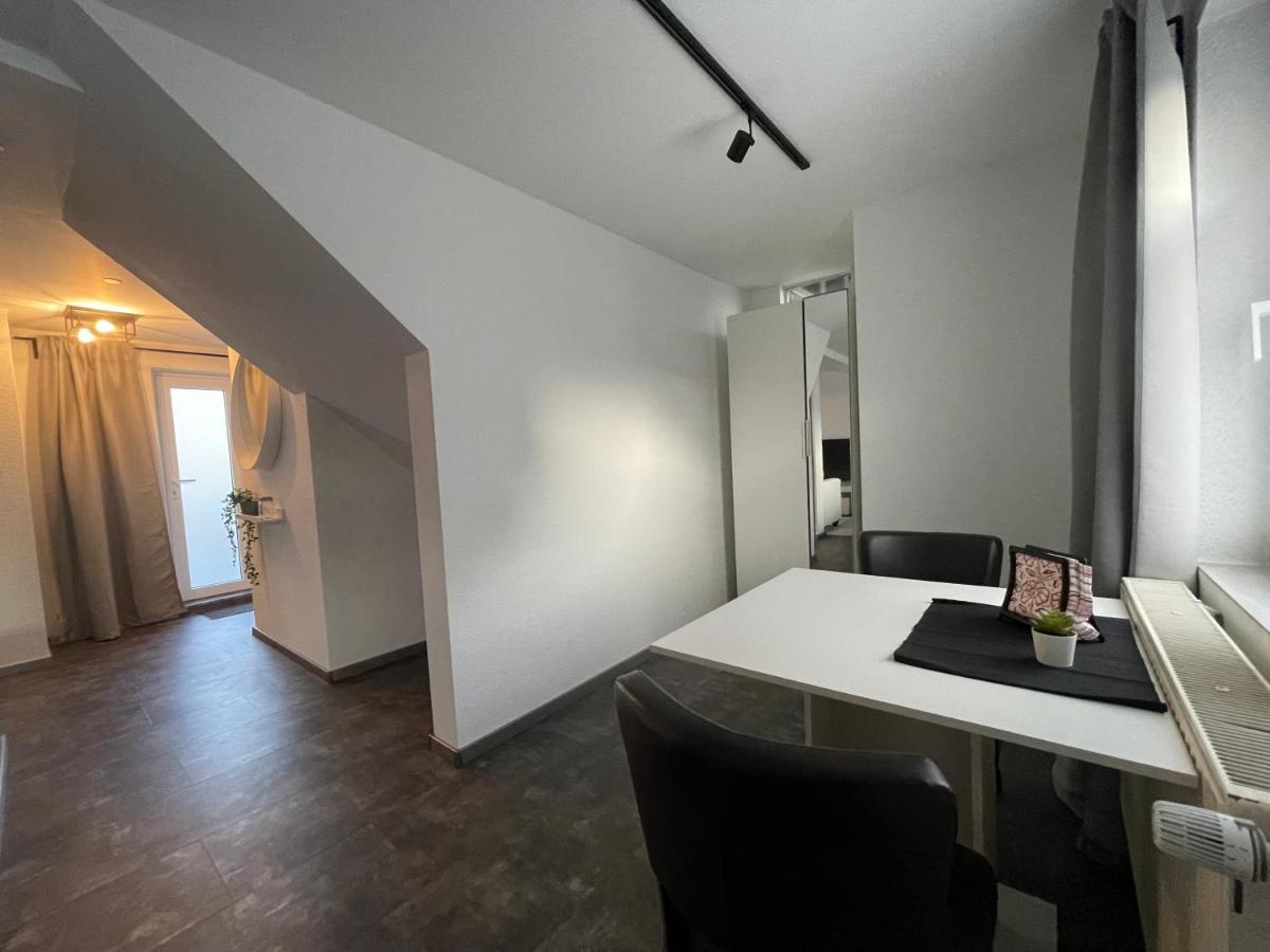 Gleis 12 , Kontaktloser 24-7-check In, Barrierefrei ,smart Tv, W-lan, Parkplatz Kostenlos Apartment Bueckeburg