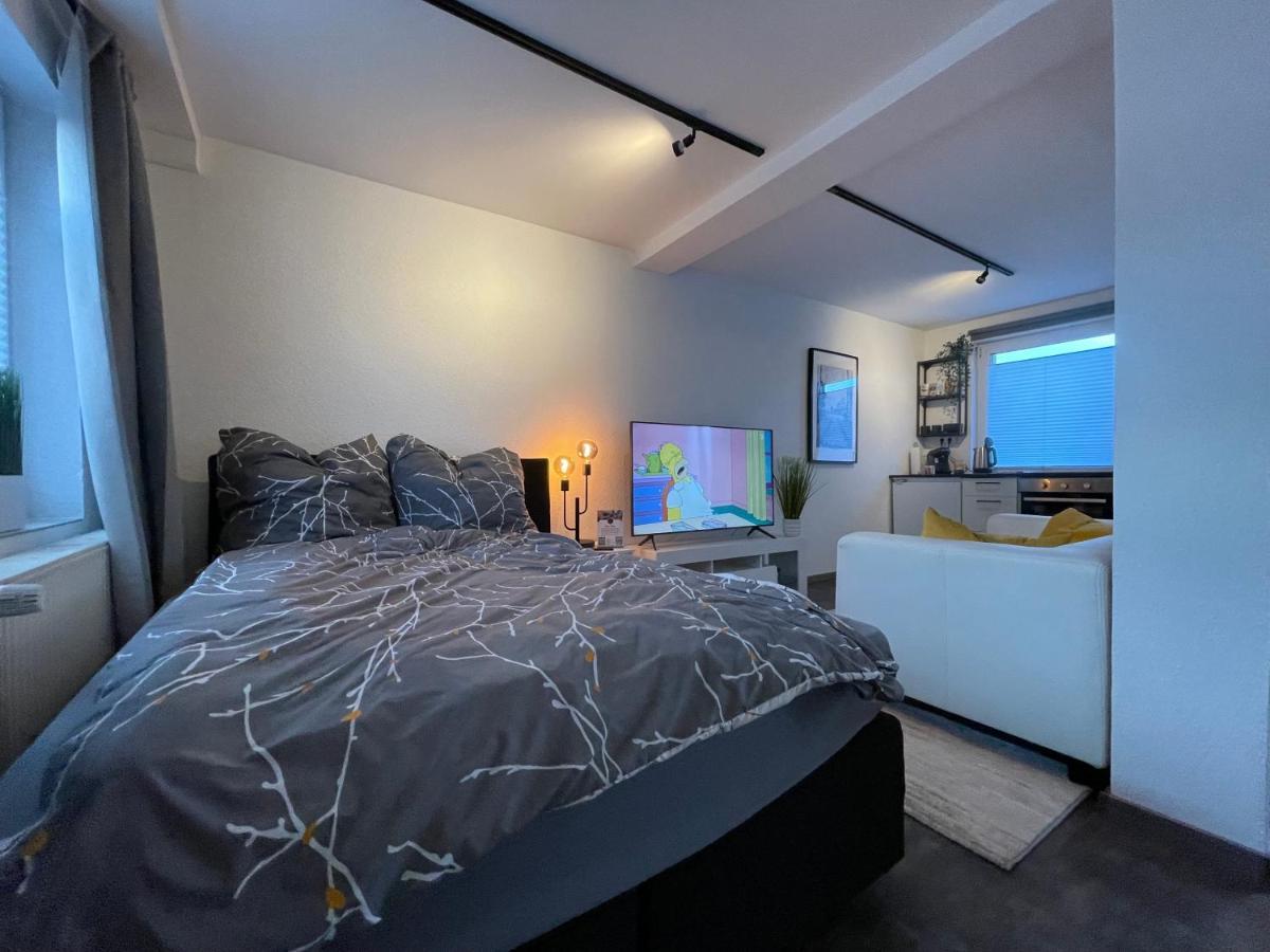Apartment Gleis 12 , Kontaktloser 24-7-check In, Barrierefrei ,smart Tv, W-lan, Parkplatz Kostenlos *